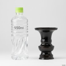 画像6: 【在庫限り】【濃色】仏具 花立 鍋丁色 4.0寸 真鍮製 受け皿付 （生花・常花用 仏壇用 伝統仏具 国産品 高岡鋳物 地花立 花器 花瓶） (6)