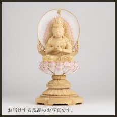 画像14: 仏像 大日如来 座像 柘植製 丸座 2寸 金泥書 さくら色 淡彩色 真言宗 /総柘植 つげ ツゲ ２寸 2.0寸 ２．０寸 二寸 丸台座 丸台 蓮華座 丸光背 円光背 仏壇用 御本尊 ピンク 桜色 (14)