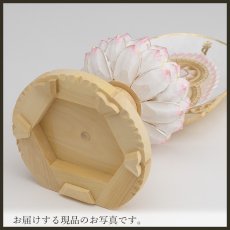 画像18: 仏像 大日如来 座像 柘植製 丸座 2寸 金泥書 さくら色 淡彩色 真言宗 /総柘植 つげ ツゲ ２寸 2.0寸 ２．０寸 二寸 丸台座 丸台 蓮華座 丸光背 円光背 仏壇用 御本尊 ピンク 桜色 (18)