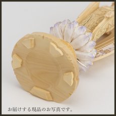 画像20: 仏像 舟立阿弥陀如来 柘植製/ツゲ 丸座 3寸 金泥書 淡彩色 藤色 浄土宗・時宗 /つげ ３寸 3.0寸 ３．０寸 三寸 丸台座 丸台 蓮華座 仏壇用 ご本尊 パープル 紫 むらさき (20)