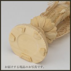 画像10: 仏像 阿弥陀如来 西 柘植製/ツゲ 丸座 3寸 金泥書 浄土真宗 本願寺派/西派 /阿弥陀如来像  総柘植 つげ 三寸 丸台座 丸台 蓮華座 真宗 お西 ミニ仏壇 御本尊 (10)