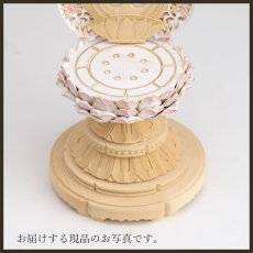 画像17: 仏像 釈迦如来 座像 柘植製/ツゲ 丸座 1.8寸 金泥書 淡彩色 さくら色 曹洞宗・臨済宗・天台宗 /つげ １．８寸 1寸8分 １寸８分 丸台座 丸台 蓮華座 仏壇用 ご本尊 ピンク 桜色 (17)