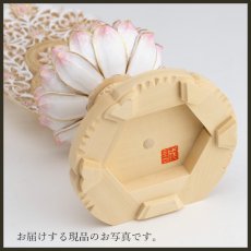 画像18: 仏像 釈迦如来 座像 柘植製/ツゲ 丸座 1.8寸 金泥書 淡彩色 さくら色 曹洞宗・臨済宗・天台宗 /つげ １．８寸 1寸8分 １寸８分 丸台座 丸台 蓮華座 仏壇用 ご本尊 ピンク 桜色 (18)