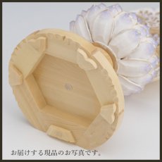 画像19: 仏像 釈迦如来 座像 柘植製/ツゲ 丸座 2寸 金泥書 淡彩色  藤色 曹洞宗・臨済宗・天台宗 /つげ ２寸 2.0寸 ２．０寸 二寸 丸台座 丸台 蓮華座 仏壇用 ご本尊 パープル 紫 むらさき (19)