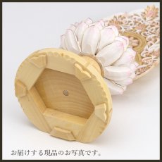 画像19: 仏像 釈迦如来 座像 柘植製/ツゲ 丸座 2寸 金泥書 淡彩色 さくら色 曹洞宗・臨済宗・天台宗 /つげ ２寸 2.0寸 ２．０寸 二寸 丸台座 丸台 蓮華座 仏壇用 ご本尊 ピンク 桜色 (19)