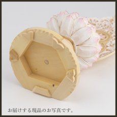 画像19: 仏像 釈迦如来 座像 柘植製/ツゲ 丸座 2寸 金泥書 淡彩色 さくら色 曹洞宗・臨済宗・天台宗 /つげ ２寸 2.0寸 ２．０寸 二寸 丸台座 丸台 蓮華座 仏壇用 ご本尊 ピンク 桜色 (19)