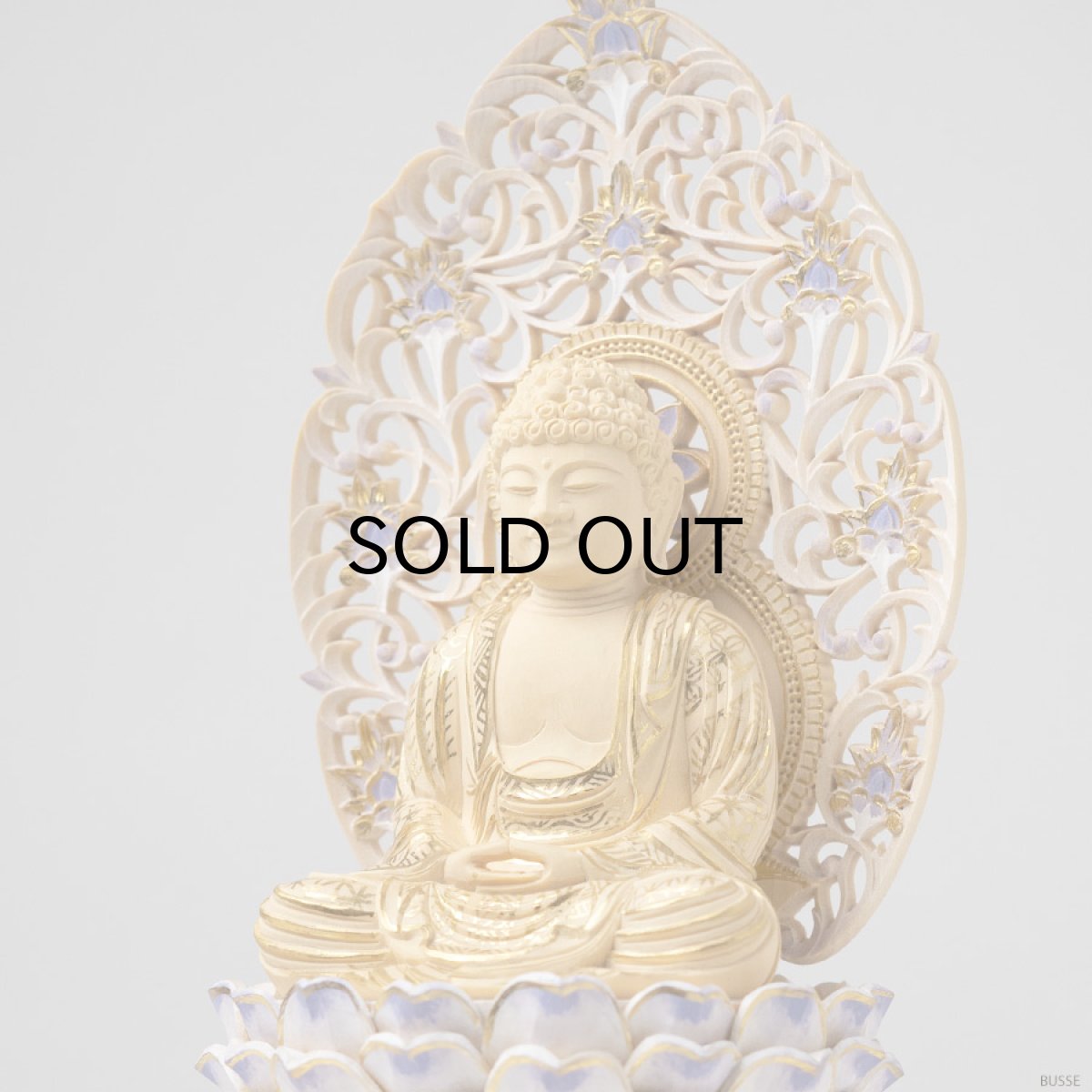 画像3: 仏像 釈迦如来 座像 柘植製/ツゲ 丸座 2寸 金泥書 淡彩色  藤色 曹洞宗・臨済宗・天台宗 /つげ ２寸 2.0寸 ２．０寸 二寸 丸台座 丸台 蓮華座 仏壇用 ご本尊 (3)