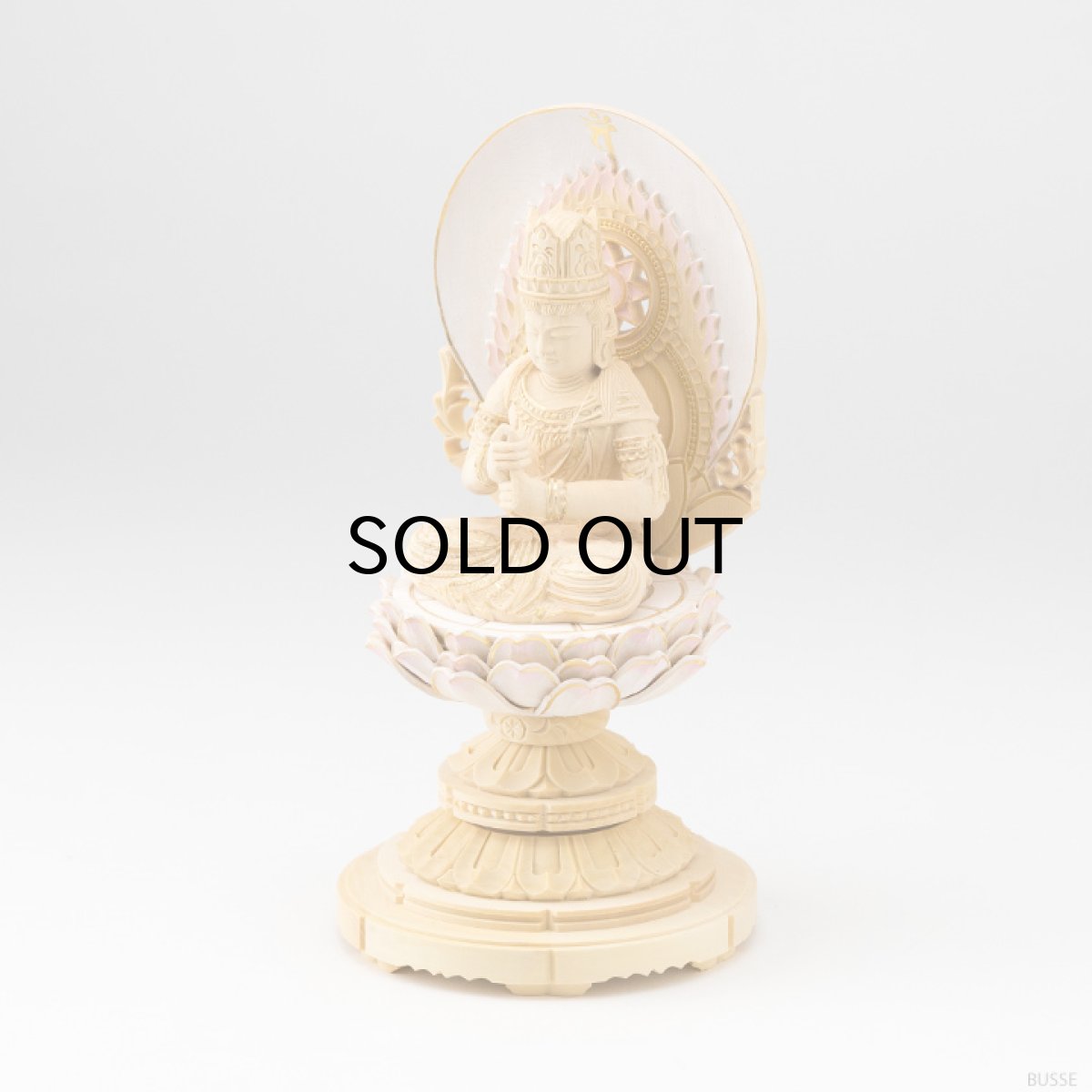 画像5: 仏像 大日如来 座像 柘植製 丸座 2寸 金泥書 さくら色 淡彩色 真言宗 /総柘植 つげ ツゲ ２寸 2.0寸 ２．０寸 二寸 丸台座 丸台 蓮華座 丸光背 円光背 仏壇用 御本尊 ピンク 桜色 (5)