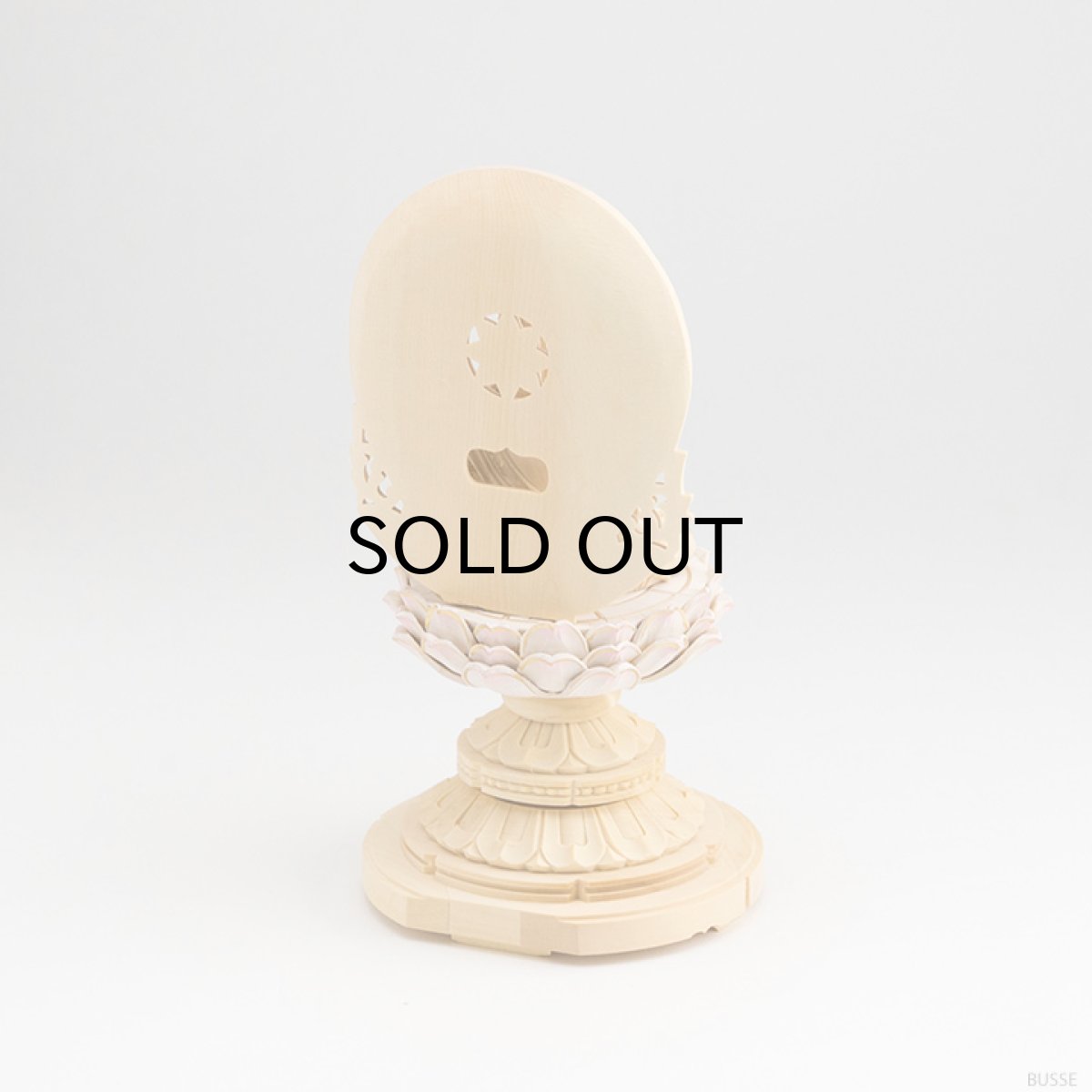 画像9: 仏像 大日如来 座像 柘植製 丸座 2寸 金泥書 さくら色 淡彩色 真言宗 /総柘植 つげ ツゲ ２寸 2.0寸 ２．０寸 二寸 丸台座 丸台 蓮華座 丸光背 円光背 仏壇用 御本尊 ピンク 桜色 (9)