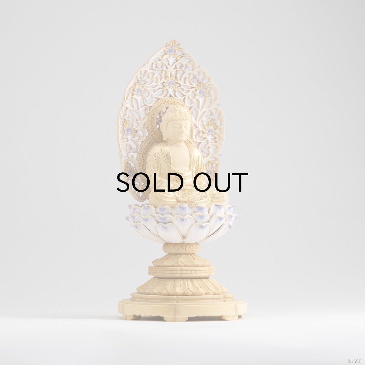 画像2: 仏像 釈迦如来 座像 柘植製/ツゲ 丸座 2寸 金泥書 淡彩色  藤色 曹洞宗・臨済宗・天台宗 /つげ ２寸 2.0寸 ２．０寸 二寸 丸台座 丸台 蓮華座 仏壇用 ご本尊 (2)