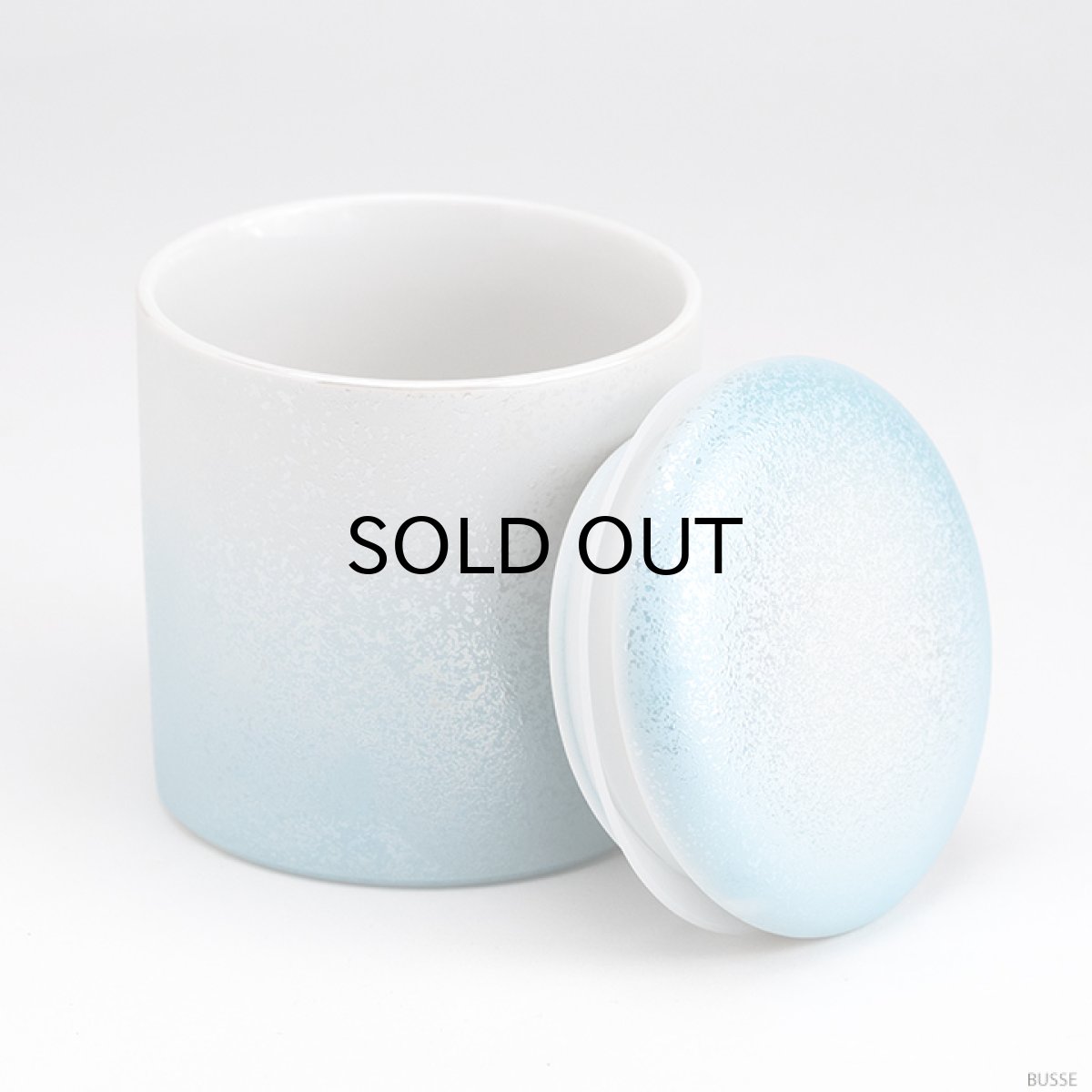 画像2: 骨壷 ミニ骨壷 やわらぎ ラスターブルー 3.0寸 /手元供養 分骨用 骨壷 ミニ 骨壺 骨つぼ シリコン付骨カメ 日本製 国産 おしゃれ かわいい 陶器 青 水色 空色 ブルー (2)