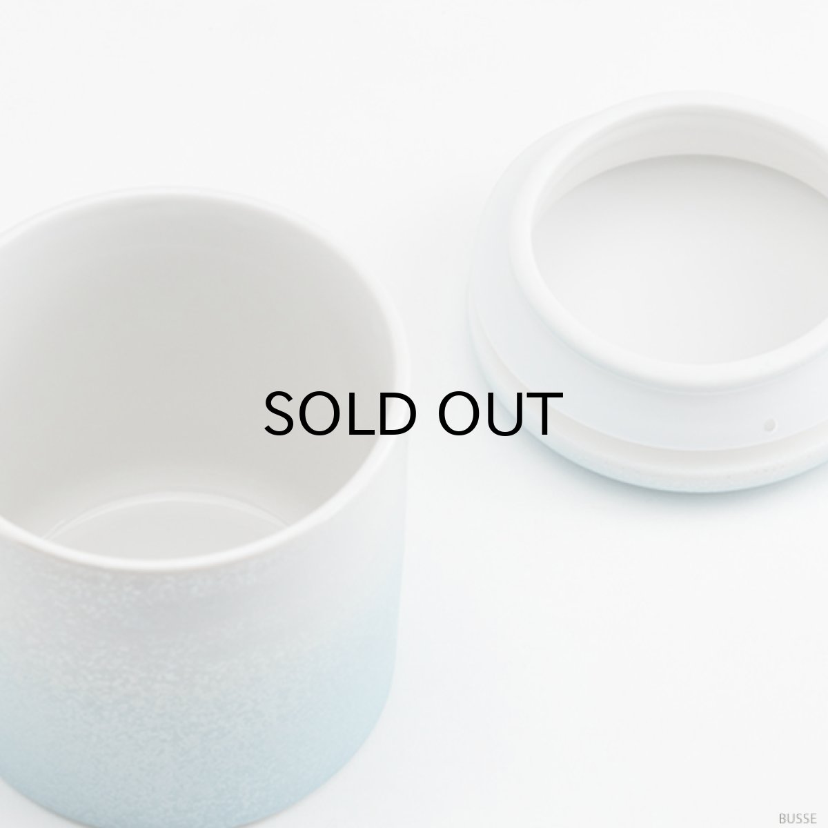 画像3: 骨壷 ミニ骨壷 やわらぎ ラスターブルー 3.0寸 /手元供養 分骨用 骨壷 ミニ 骨壺 骨つぼ シリコン付骨カメ 日本製 国産 おしゃれ かわいい 陶器 青 水色 空色 ブルー (3)